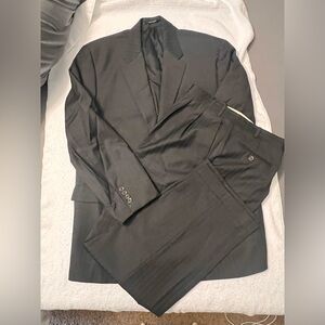 RALPH LAUREN CHAPS 2 PC SUIT- GREY PINSTRIPES- VINTAGE